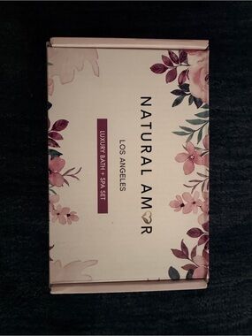 Natural Amor Pink Luxury Bath & Spa Set